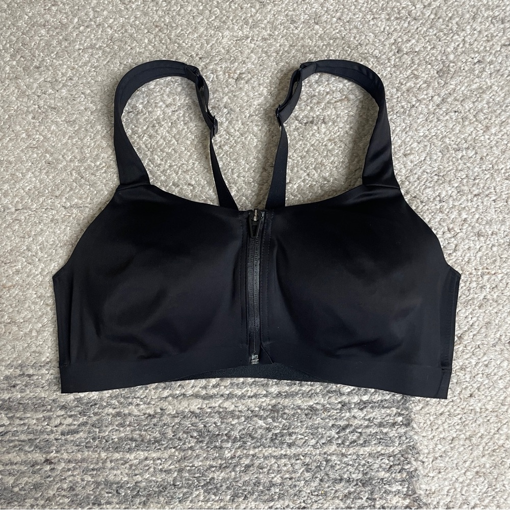 Victorias Secret Black Clasp Zip Up Sports Bra Women’s 34D